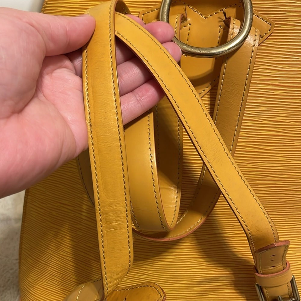 Louis Vuitton Gobelins Epi Backpack - Picture 10 of 16